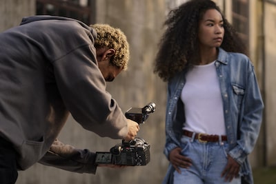 FX2 Full Frame Sinema Grubu kamera | Sony Turkey