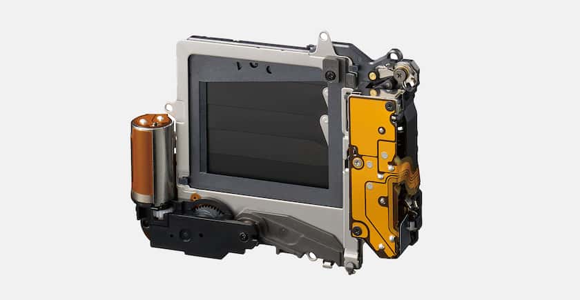 SONY ILCE−7RM3 ILCE-7RM3 α7riii Otomatik Netlemeli α7R III 35mm Full Frame Fotoğraf Makinesi